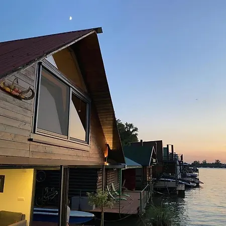 Holiday home Loup 1981